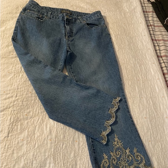 Vintage Embroidered  Jeans - Picture 2 of 5